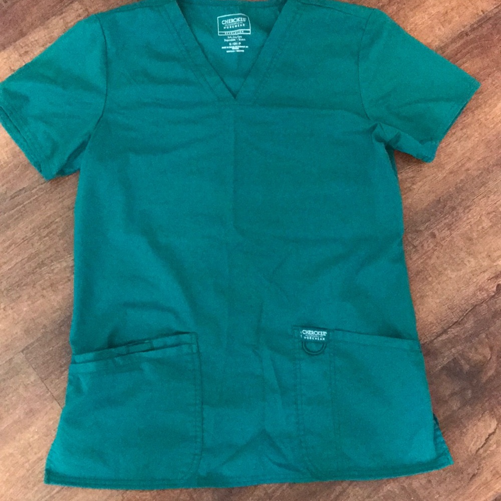 Cherokee Scrub top- kelly green